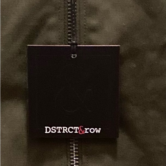 Brand new men's XXL sleek jacket by DSTRCT&row - Picture 3 of 7